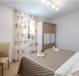 6 bedroom villa with pool in Milna, Brac Island sleeps 11